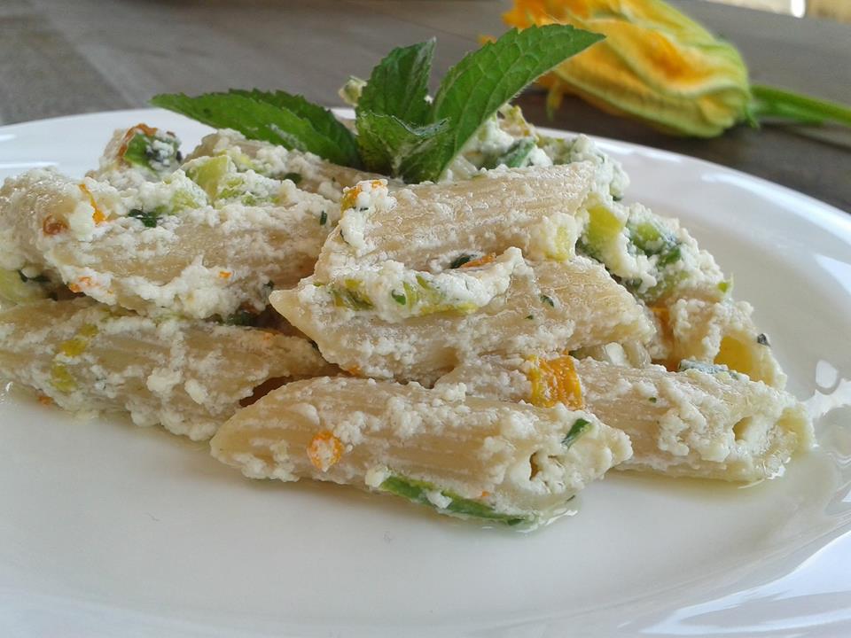 Penne con ricotta e menta